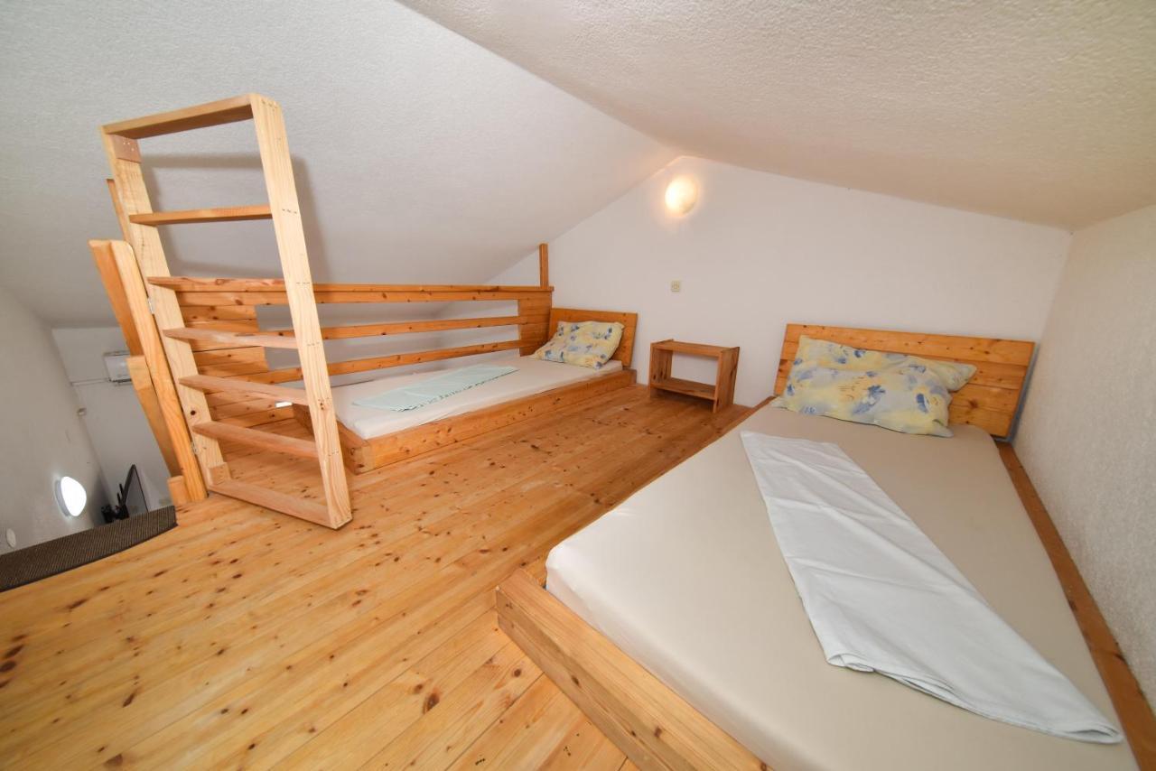 Apartments Zrakic ซาตอน ภายนอก รูปภาพ