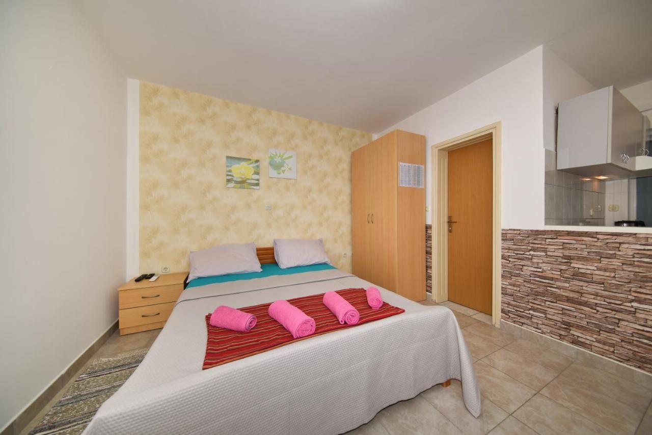 Apartments Zrakic ซาตอน ภายนอก รูปภาพ