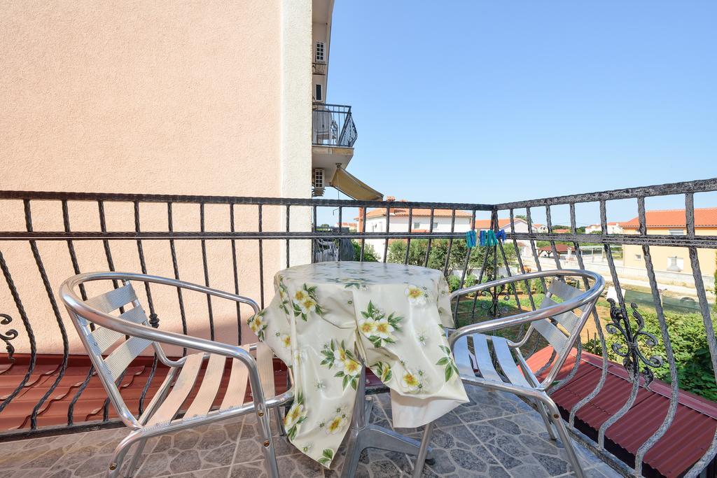 Apartments Zrakic ซาตอน ภายนอก รูปภาพ